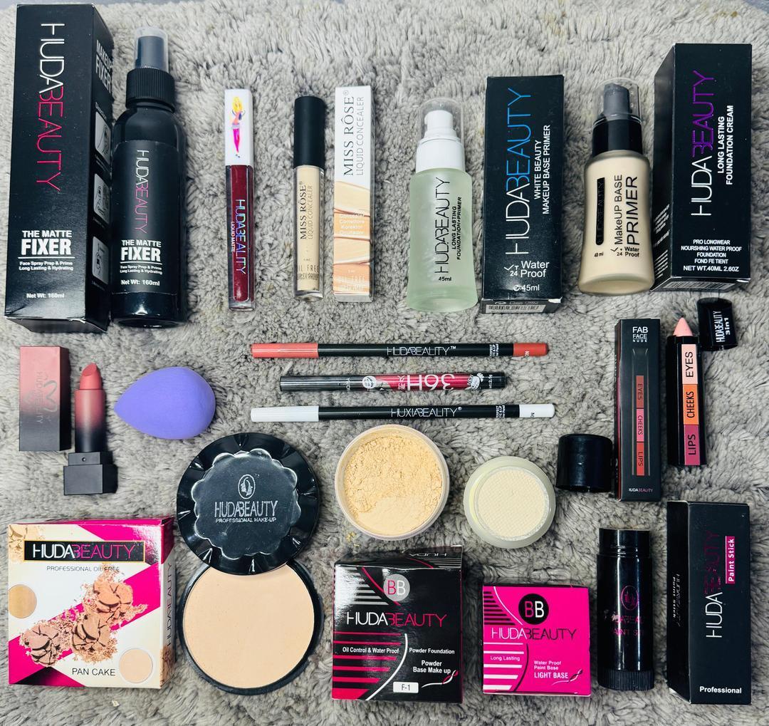 15 in 1 Makeup Set for Pakistani Women True Point